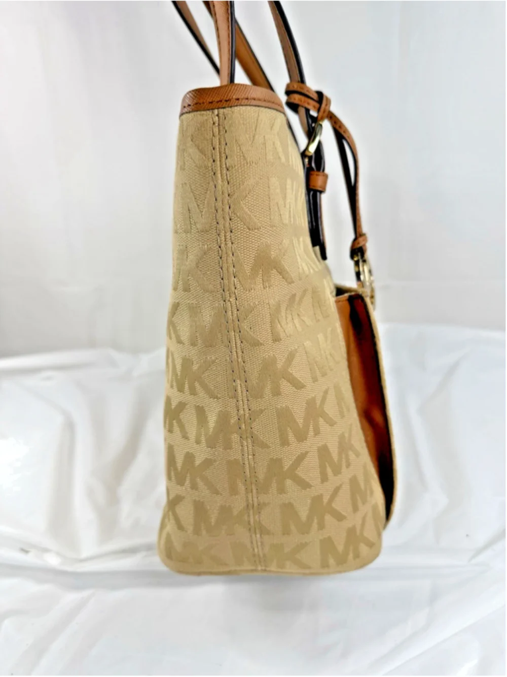 MICHAEL Michael Kors Jet Set Medium Snap Pocket Tote Bag